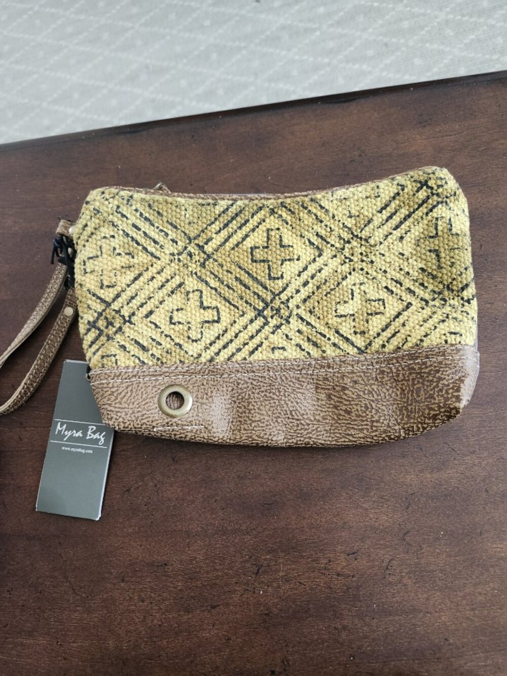 Myra Bag Daily Pouch Purse